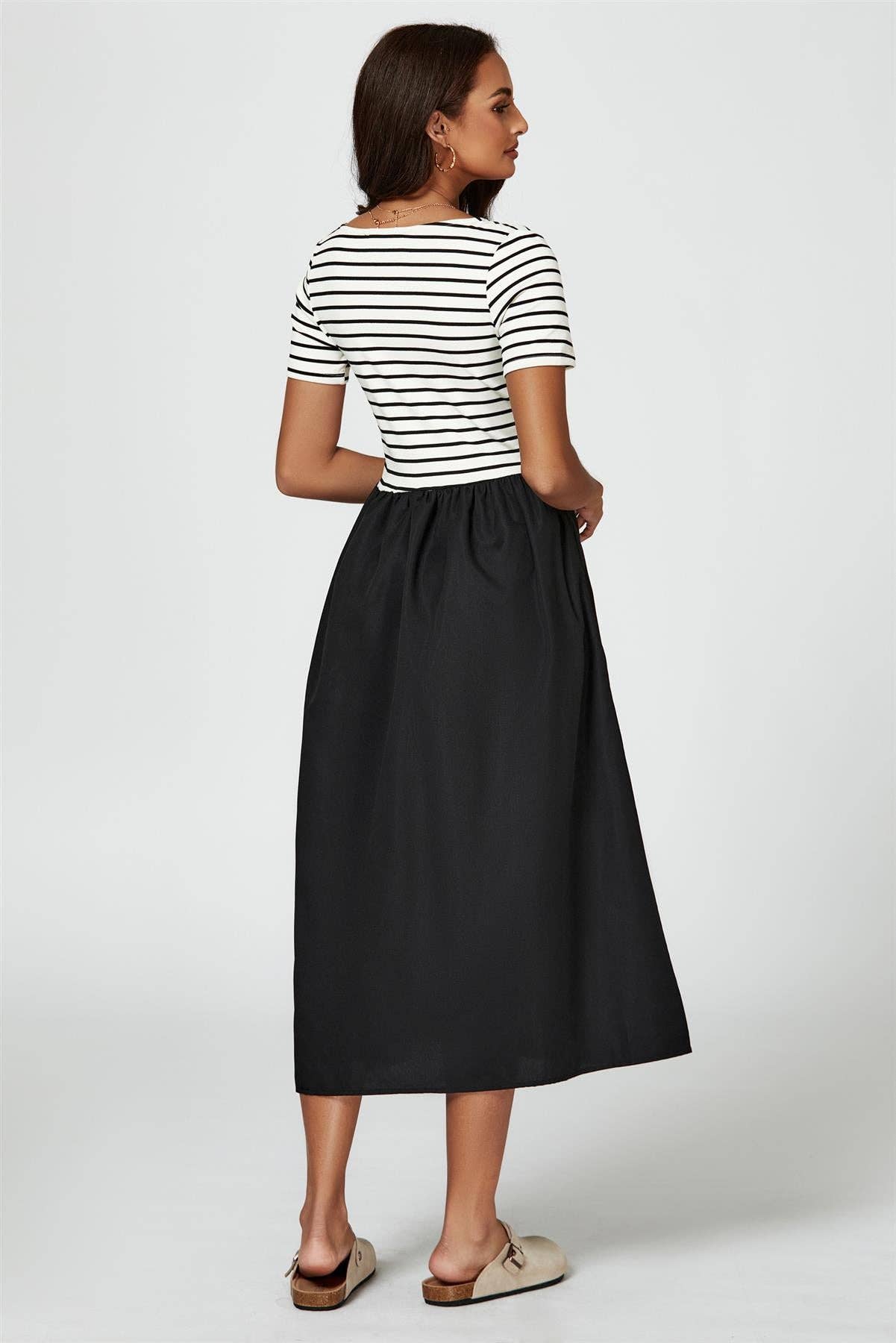 Short Sleeve Black Stripe Midi Dress In White: White / S