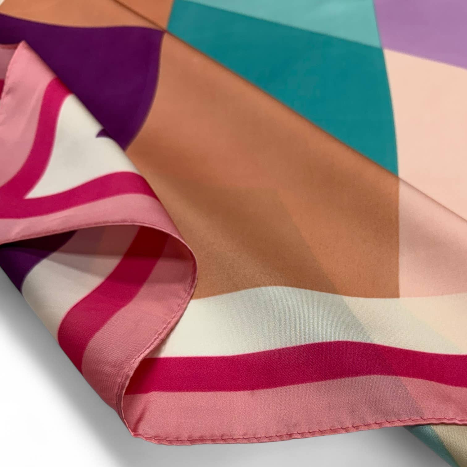 Geometric Panel Square Scarf: Pink